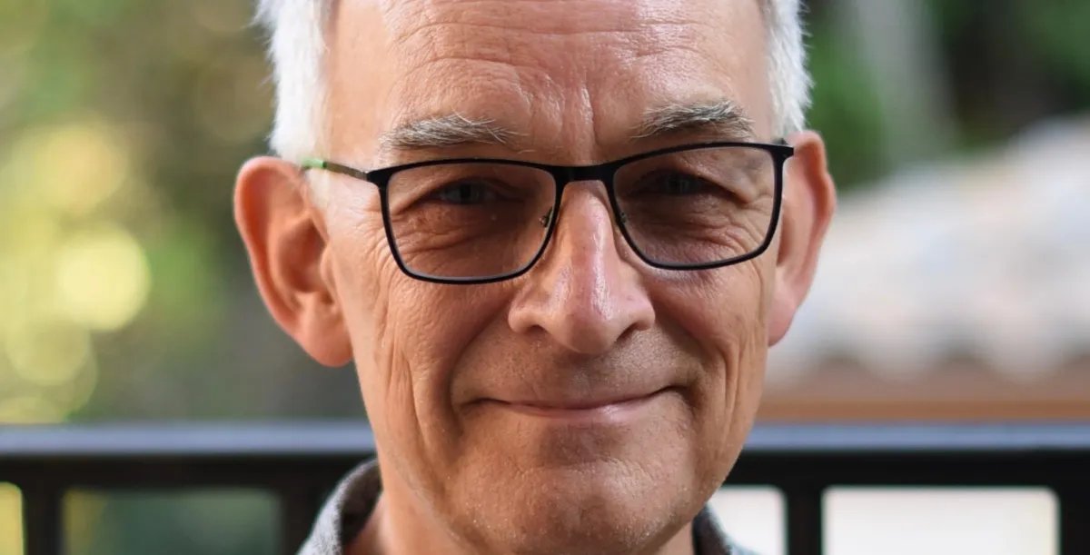 The man behind the legendary MPC, Roger Linn, stays focused with a single browser tab