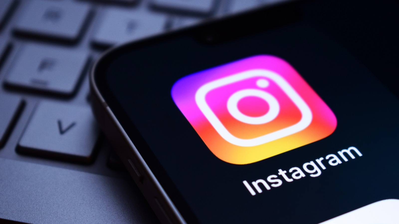 The Morning After: Instagram will try to penalize 'unoriginal' posts