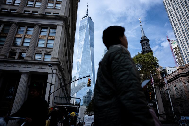 U.S. banks report profit uptick in first quarter: FDIC