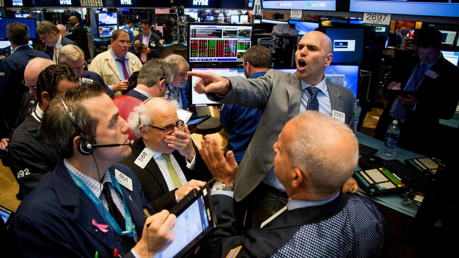 U.S. Treasury sell-off eases, traders eye highest 30-year yield since 1999