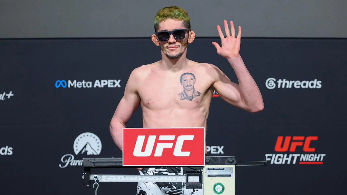 
                        UFC Fight Night -- Arnold Allen vs. Melquizael Costa: Predictions, fight card, odds and expert picks
                    