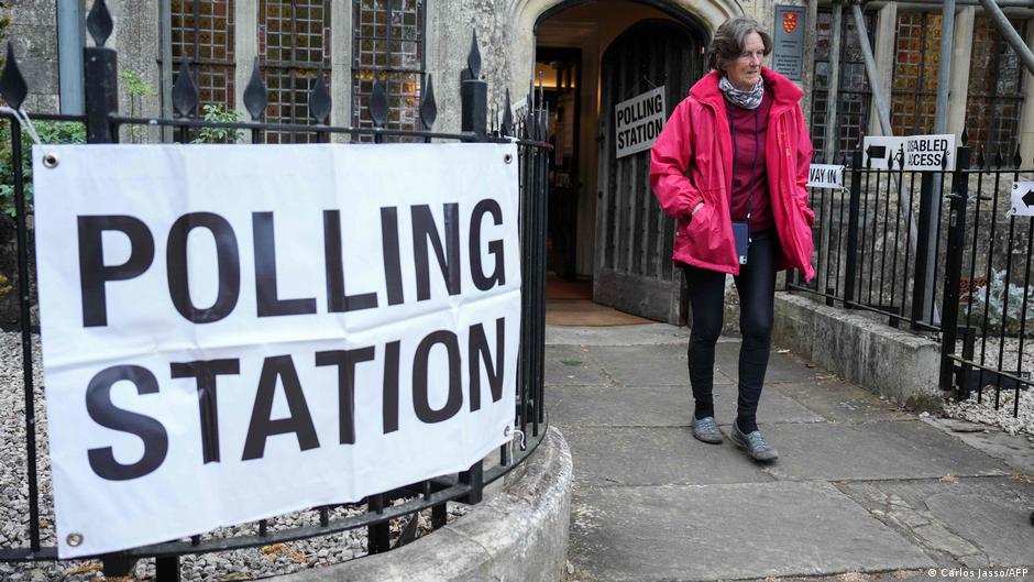 UK votes in key local and regional elections