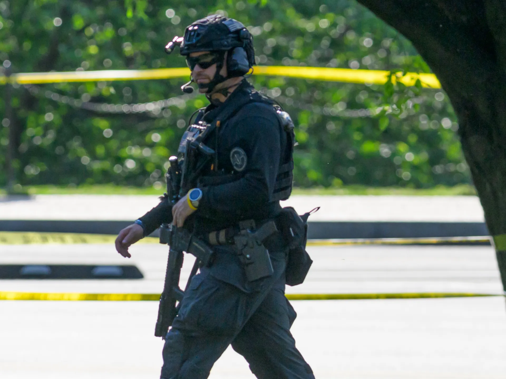 US police responding to reports of shots fired near White House