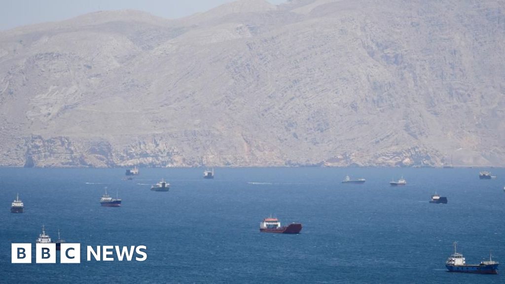 US threatens shipping firms with sanctions if they pay Iran tolls