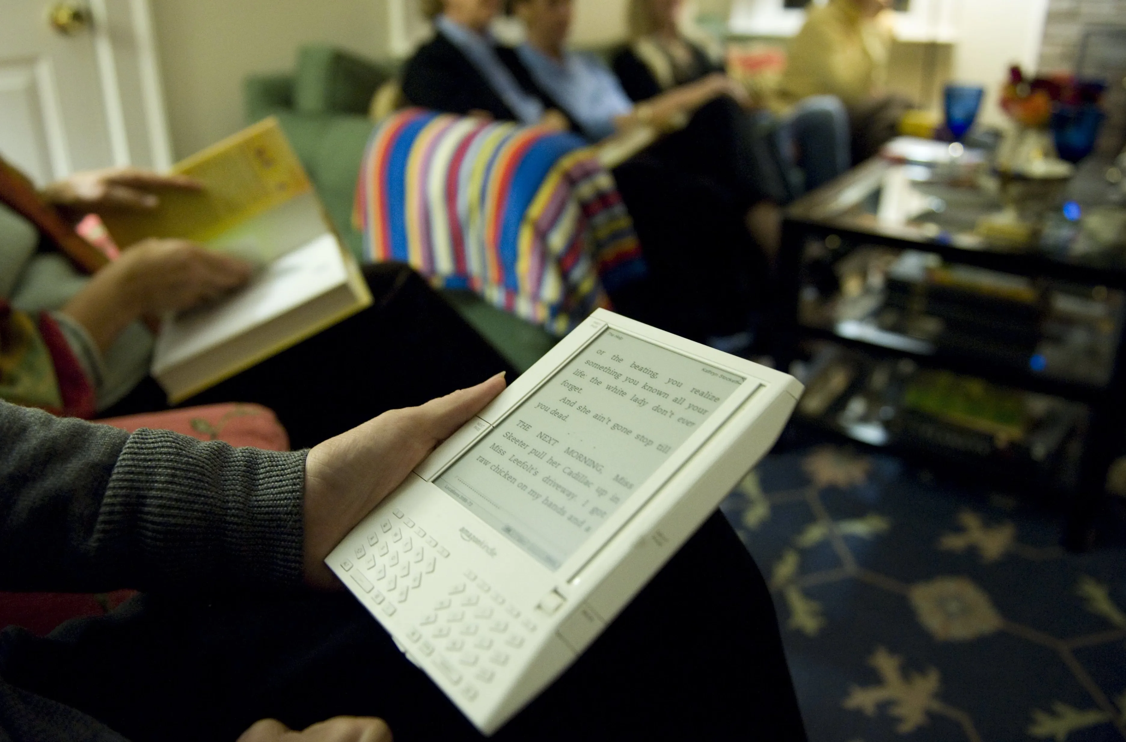 Users turn to jailbreaking their older Kindles as Amazon ends support