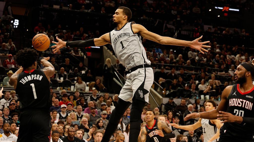 Wemby, Holmgren lead NBA's All-Defensive Team