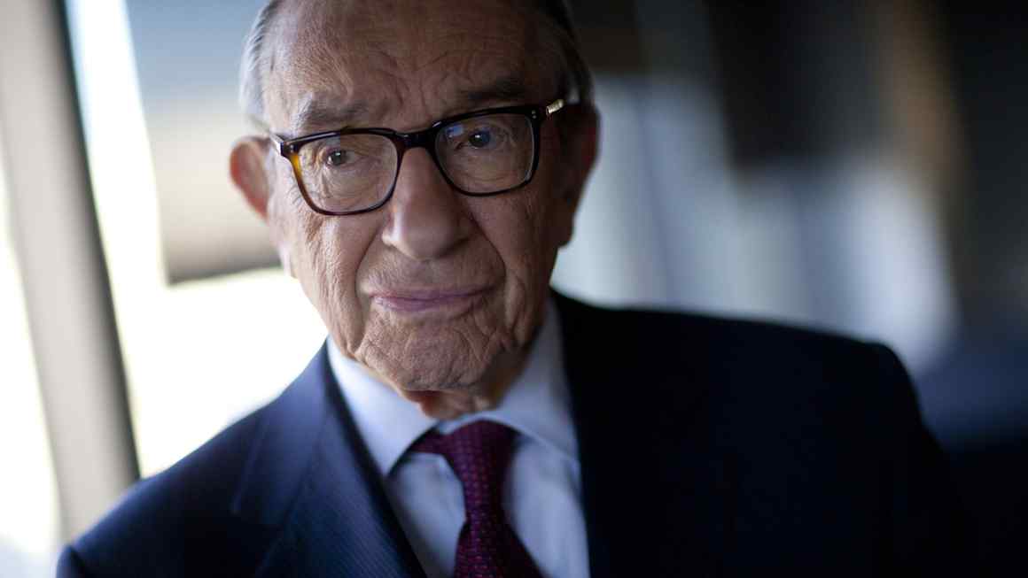 Alan Greenspan dies aged 100