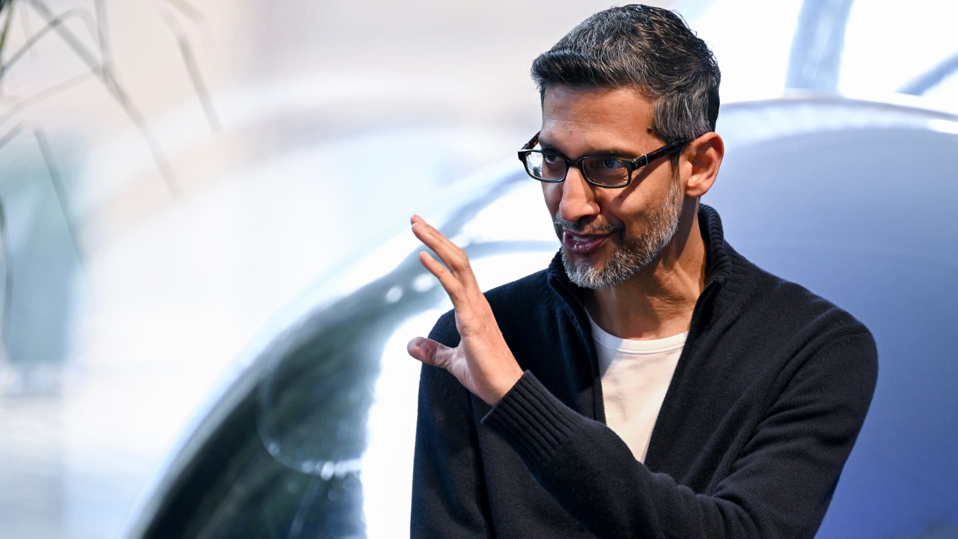 Alphabet is seeking fresh capital as stock's 4-week losing streak tests investor appetite