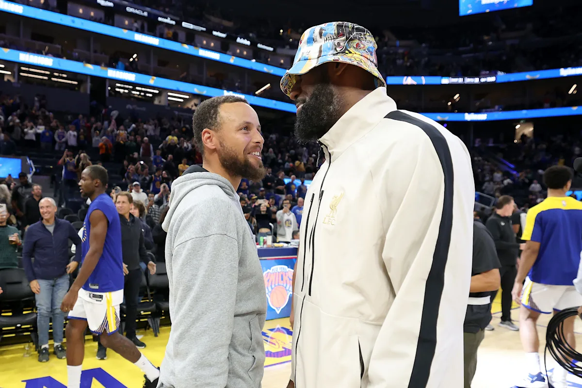 Analyst predicts LeBron James will leave Lakers to join Stephen Curry
