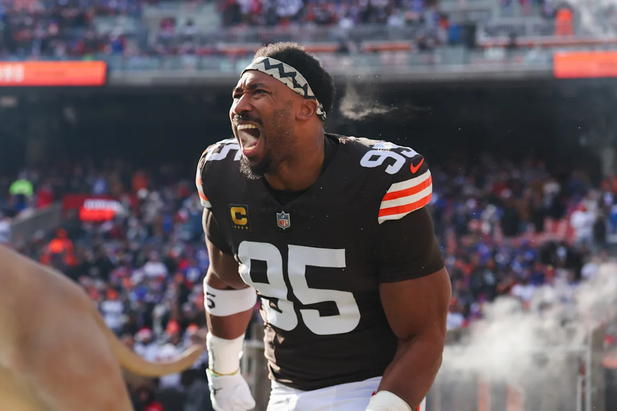 Blockbuster Myles Garrett trade ships Browns superstar to NFC