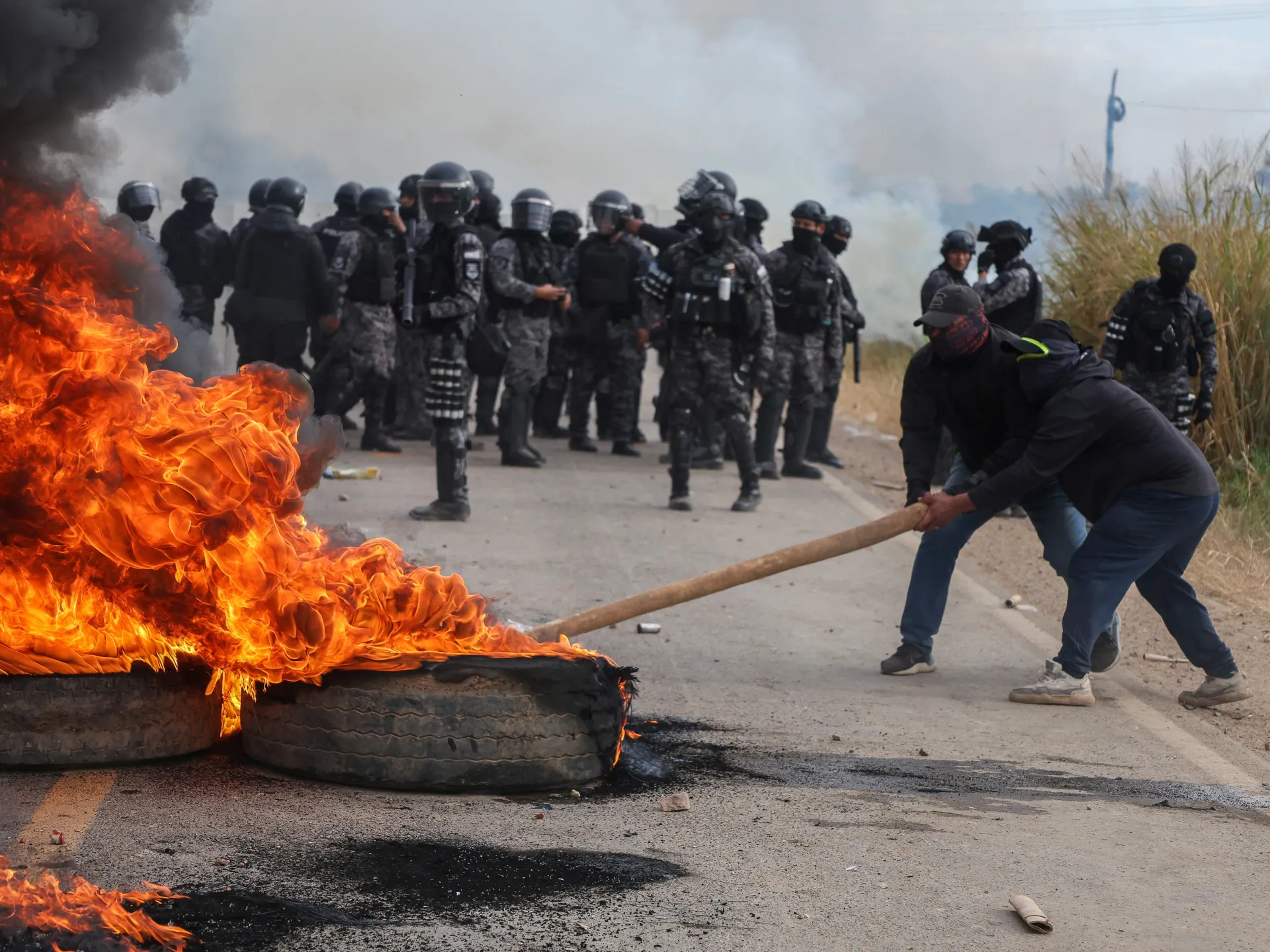 Bolivia approves military measures against nationwide protests