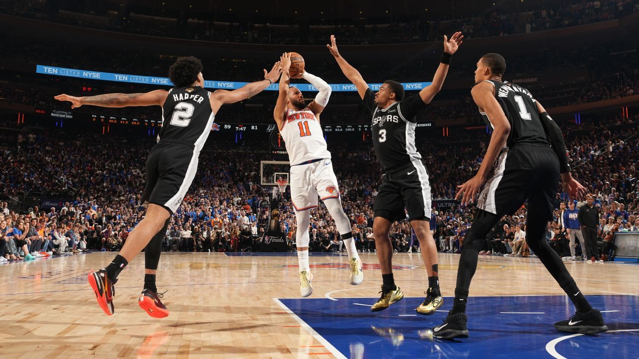Can the Knicks close out the Spurs? We answered ei...