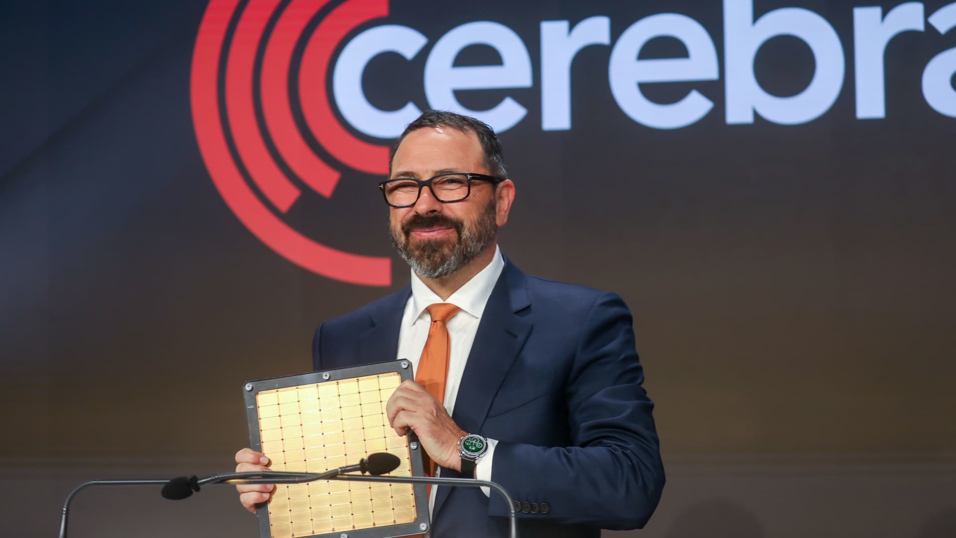 Cerebras falls 8% after chipmaker forecasts shrinking margin in first earnings report since IPO
