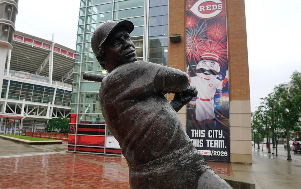 Did you know this neat secret about the Reds' Tony Perez statue?