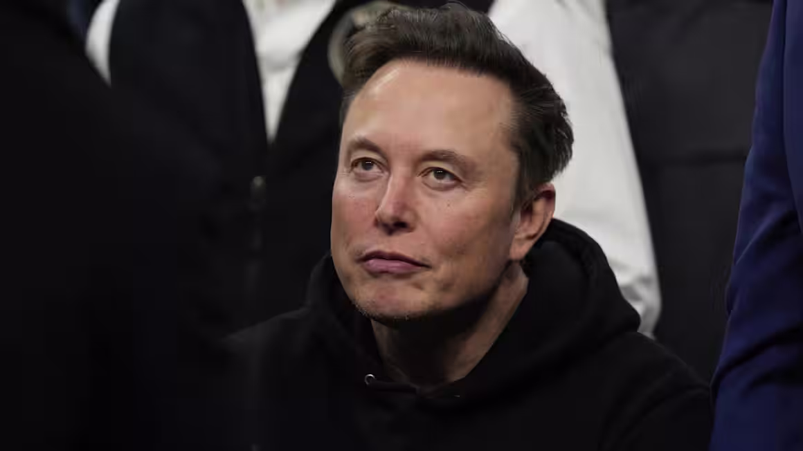 Elon Musk’s SpaceX lines up retail investors for record IPO allocation