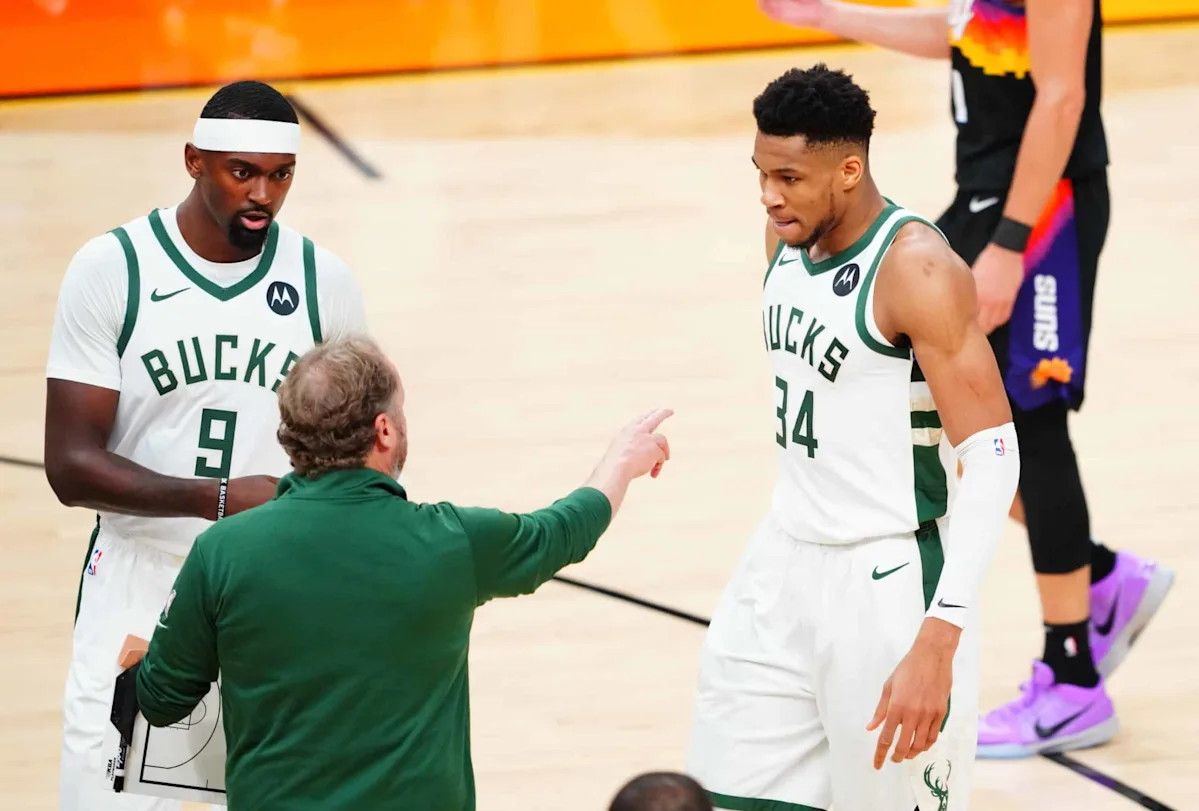 Ex-Bucks head coach Mike Budenholzer hit with a wild allegation by his former player