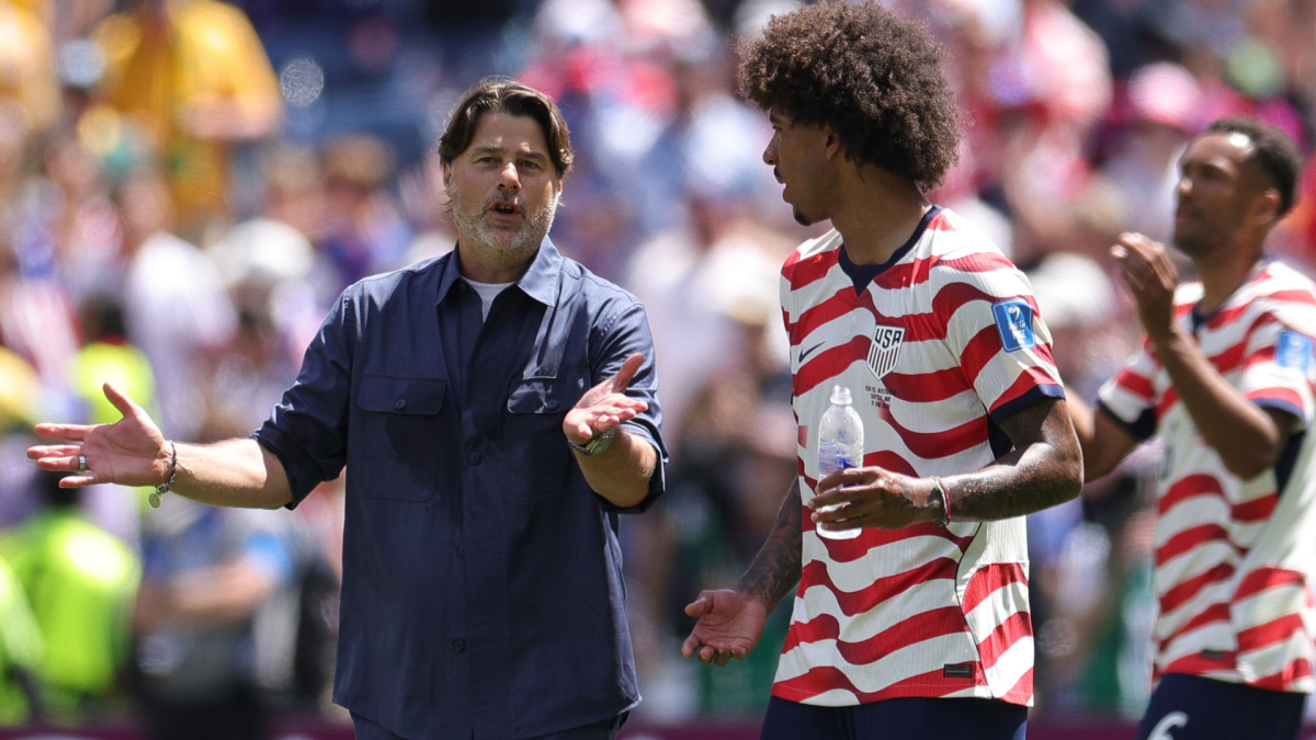 Footy Fix: World Cup's third round of games begins with as teams begin to be eliminated from contention