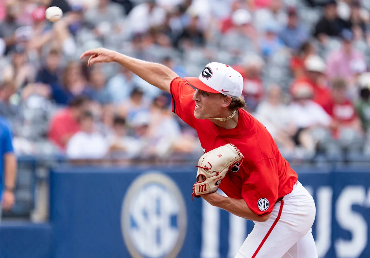 Georgia advances to CWS with Game 2 victory over Mississippi State