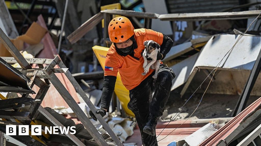 Hundreds of aftershocks jolt Philippines as officials say death toll could rise