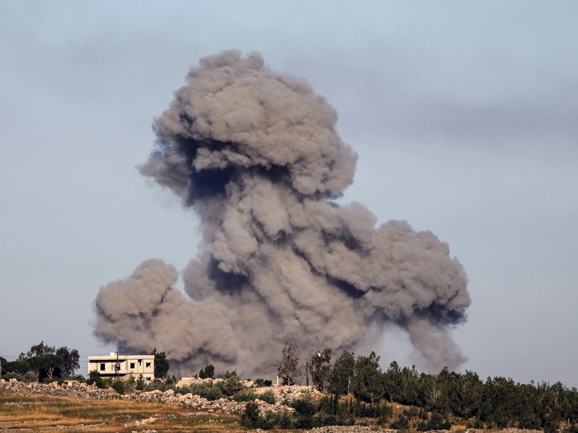 Iran war live: Israel’s expanding invasion of Lebanon draws global alarm