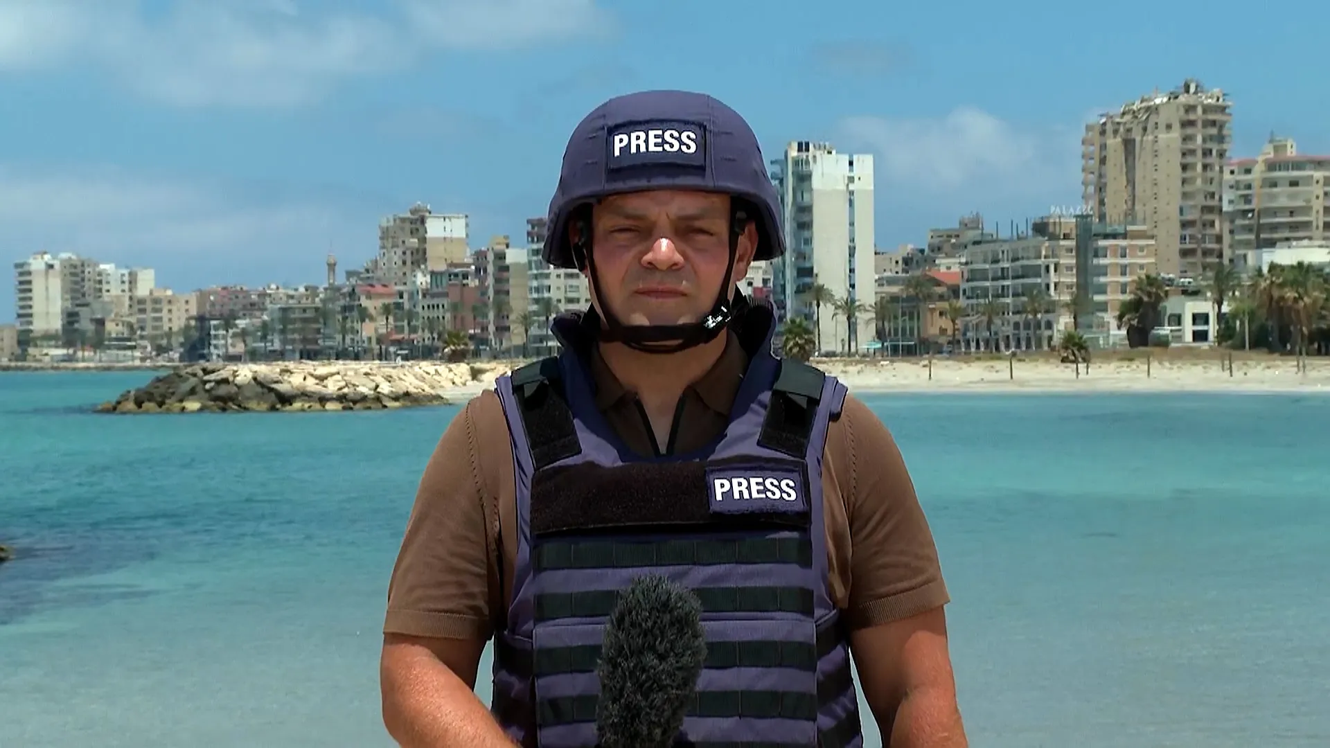 Israel attacks Tyre in Lebanon, tells all residents to leave