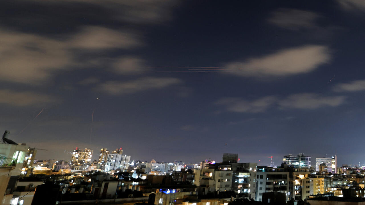 Israeli army strikes targets in cities throughout western and central Iran