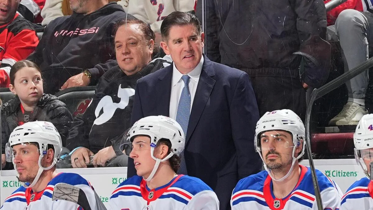 
                        Kings hire Peter Laviolette: Veteran coach should provide quick fix, but questions about longevity remain
                    