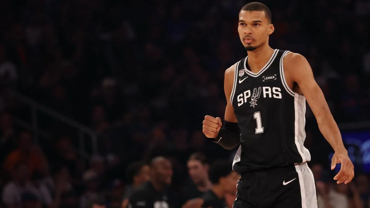 
                        Knicks vs. Spurs odds, prediction: 2026 NBA Finals picks, Game 4 best bets by model on 26-10 run
                    