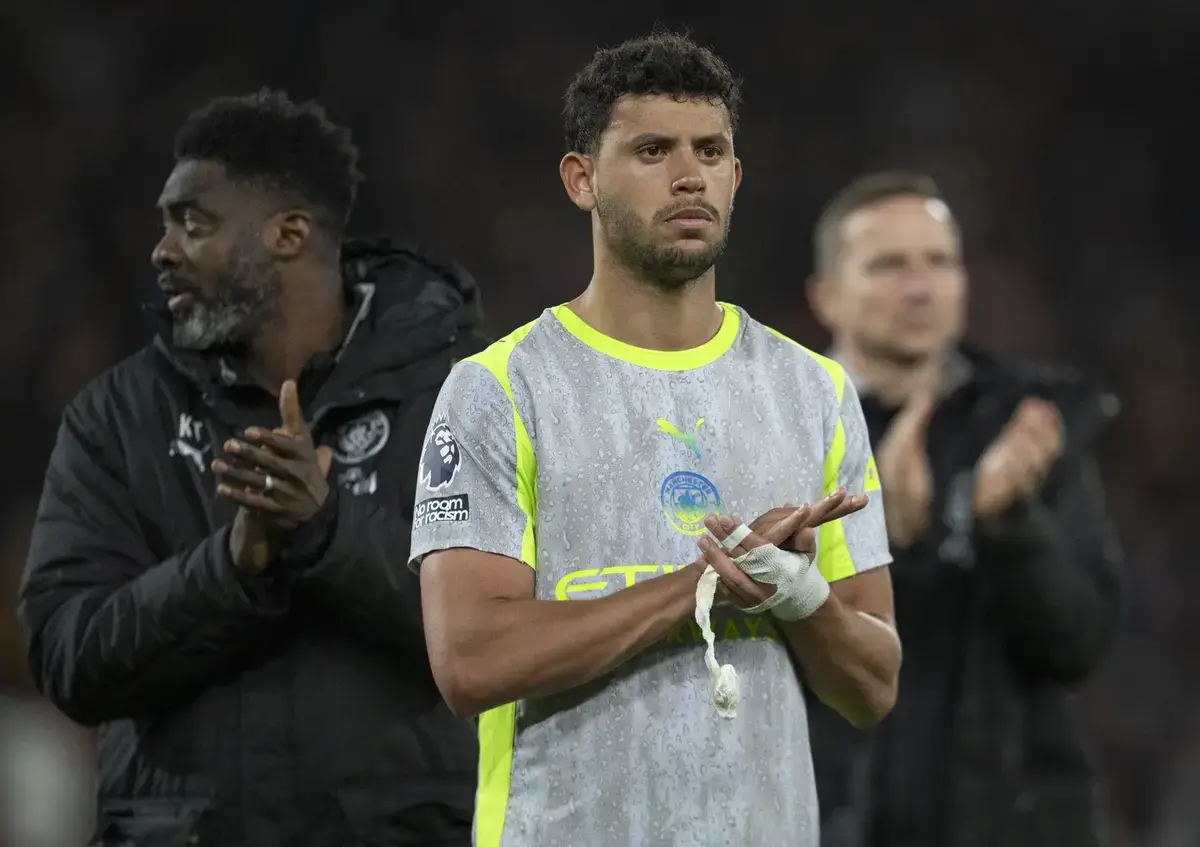 Manchester City make right-back transfer decision involving Matheus Nunes