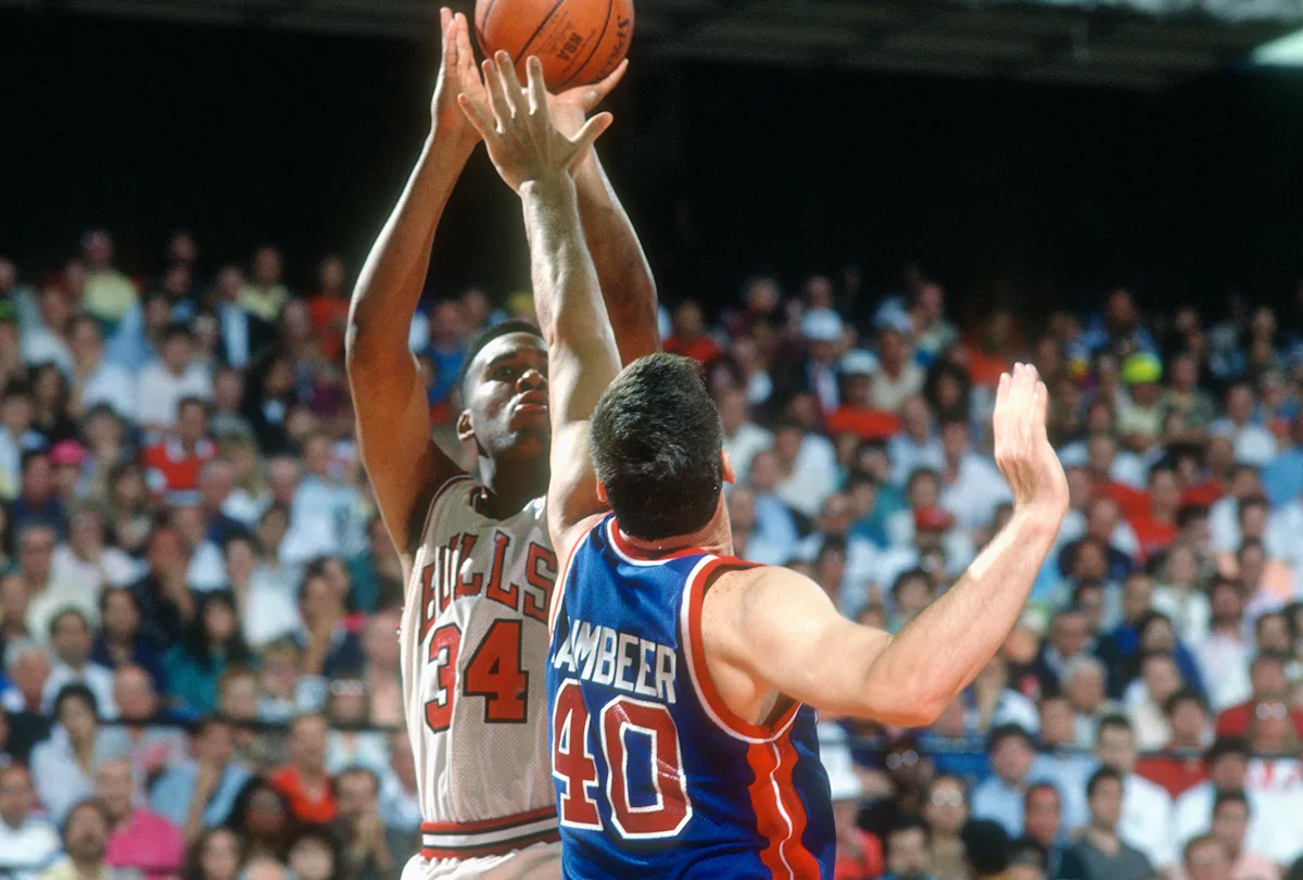 Michael Jordan 'deeply saddened' by death of former teammate Stacey King: 'We shared some special years together'