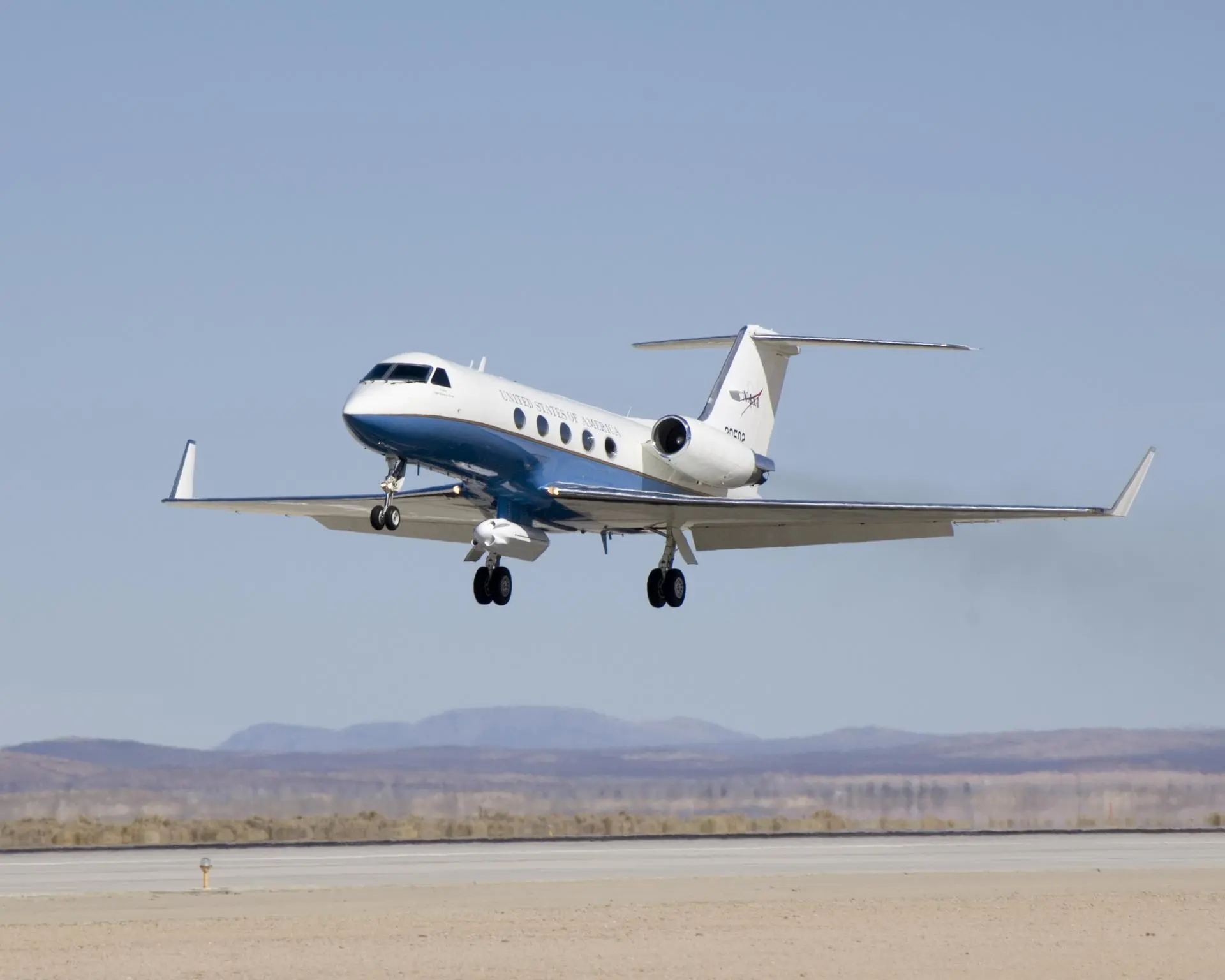 NASA to Conduct Low-Altitude Flights Near Houston