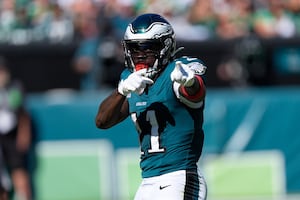 New England Patriots trading for Pro Bowl WR A.J. Brown