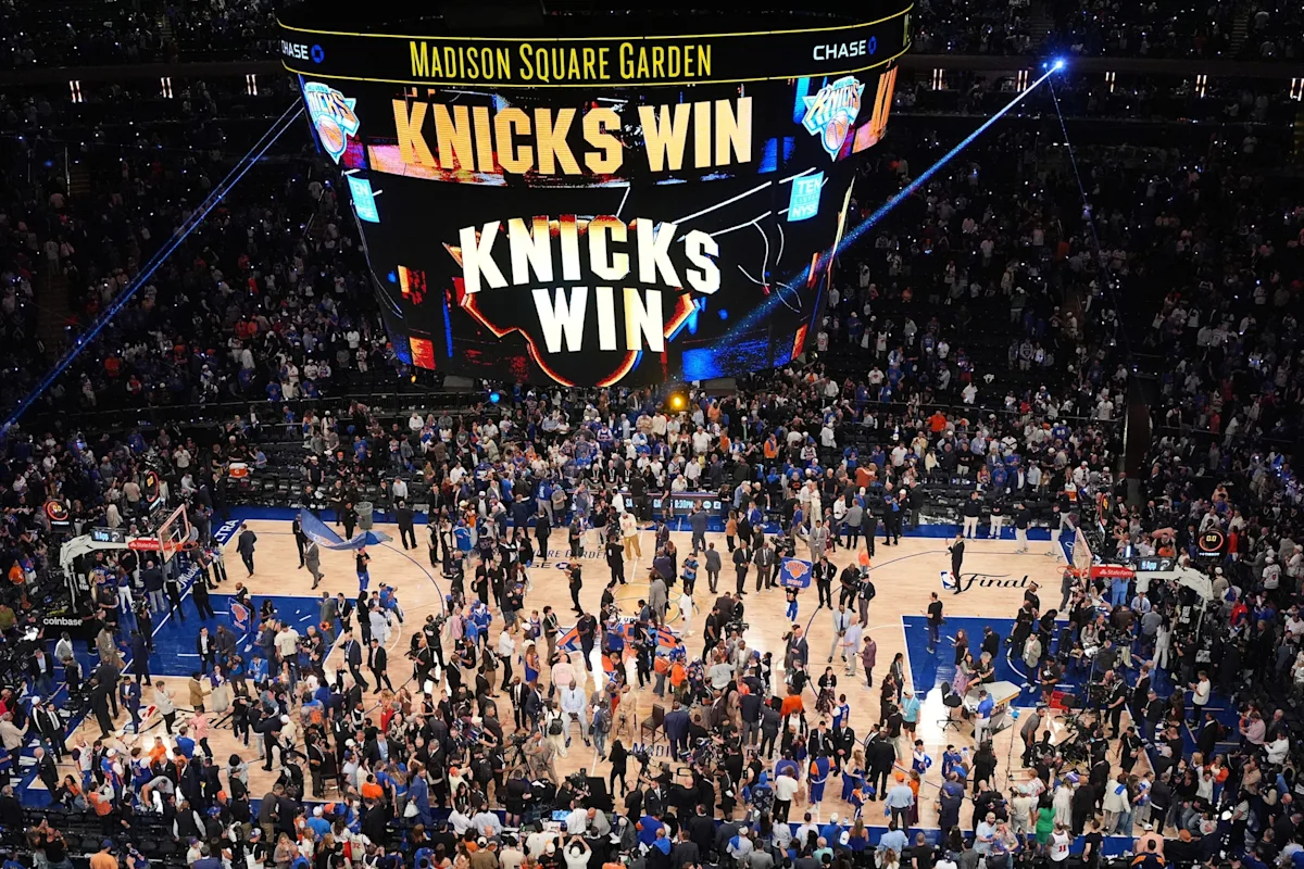 New York Knicks make record comeback to beat San Antonio Spurs