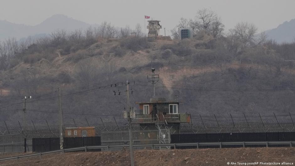 North Korean soldier crosses border to South