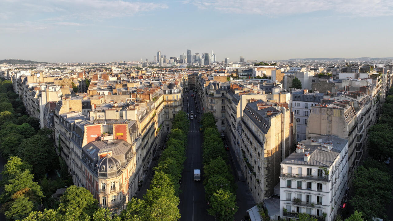 Paris dream turns to nightmare as rooftop dwellers bake in historic heatwave