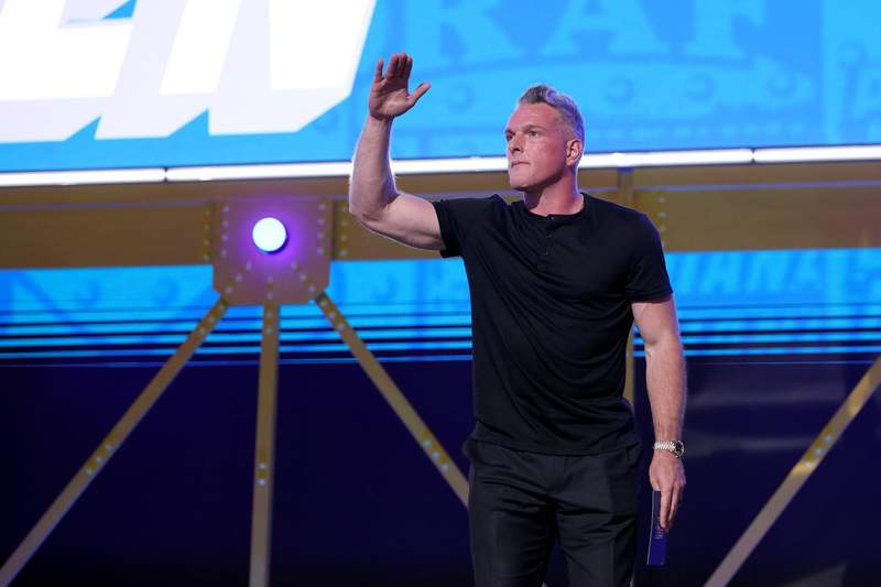 Pat McAfee could earn more than LeBron James, Stephen Curry with new ESPN deal