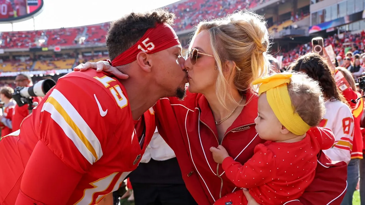 Patrick Mahomes Has Support of His Whole Family as He Signs Record-Breaking $504 Million Contract