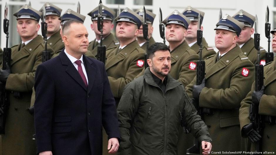 Poland, Ukraine: Dispute between two close allies deepens