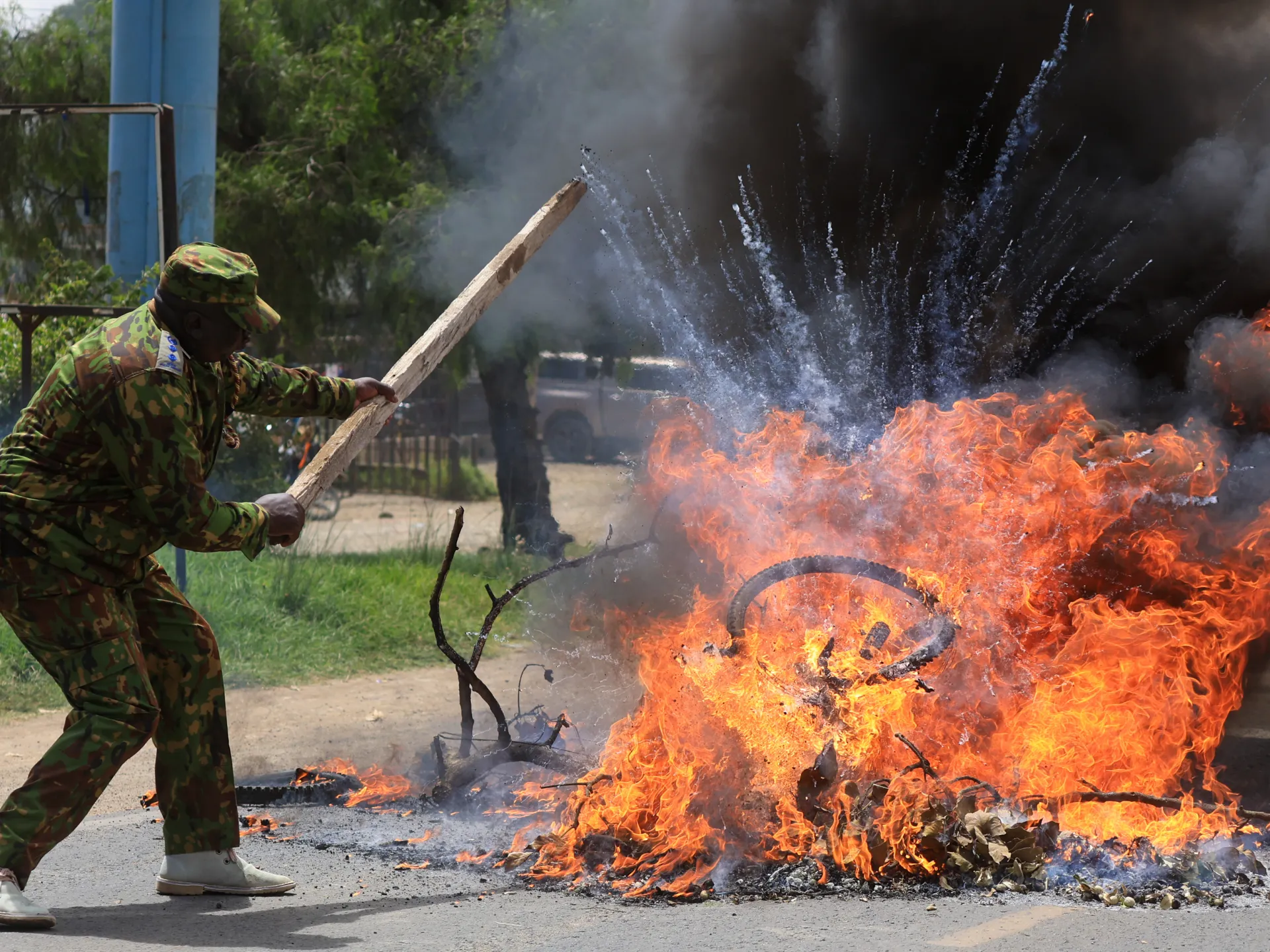 Protest outside Kenya’s planned US Ebola quarantine centre