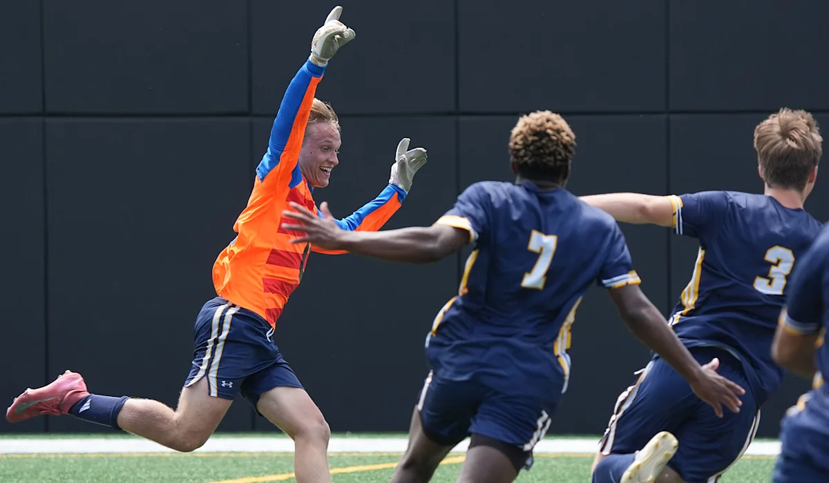 Regina boys soccer advances to Iowa state final in dramatic fashion