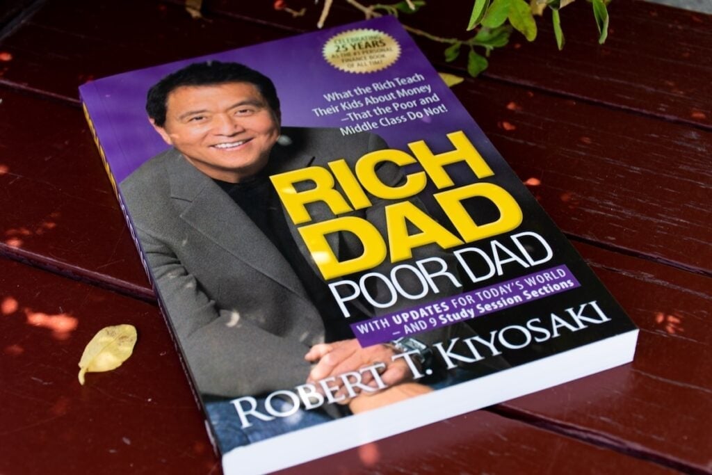 Robert Kiyosaki Says Bitcoin, Ethereum Remain On His Radar: 'I Think Our Global Leaders Are Incompetent'