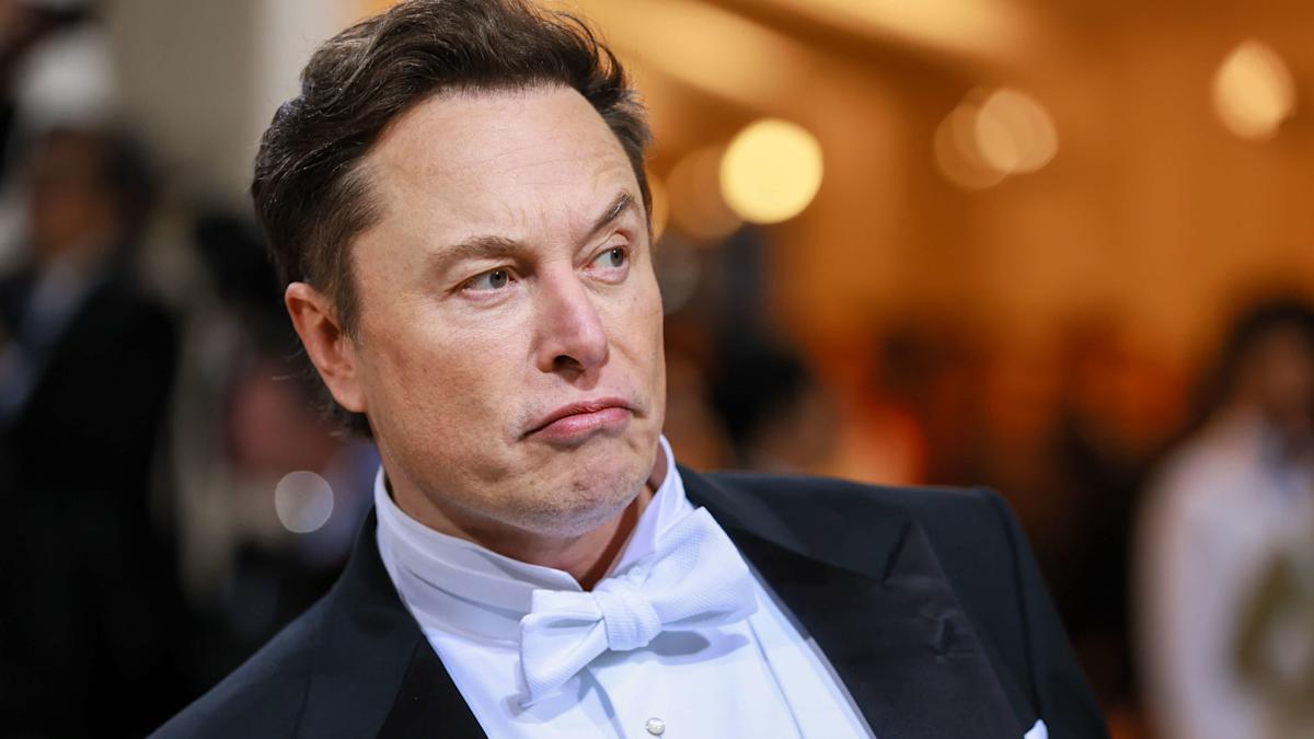 SpaceX IPO could hit popular index funds — and your 401(k) — in as little as 5 trading days as indexes relax their rules
