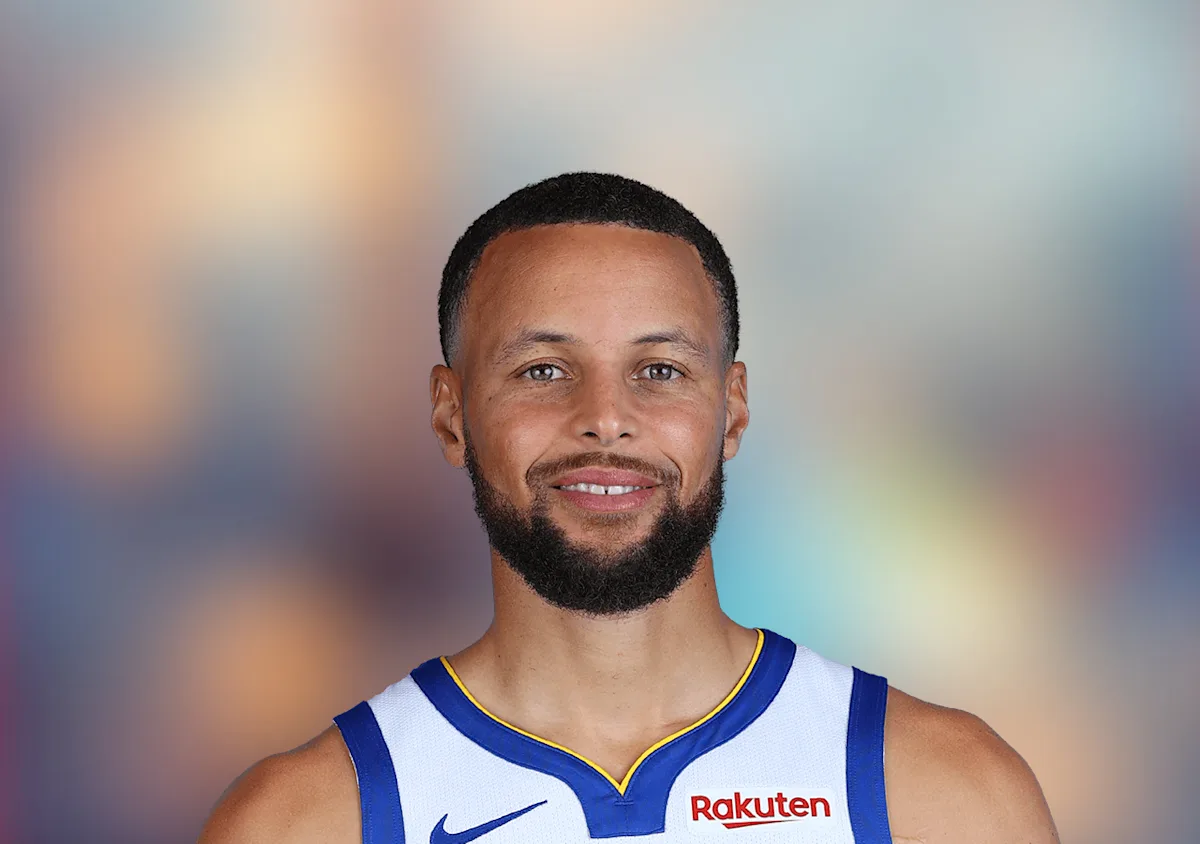 Stephen Curry signs shoe deal with Li-Ning