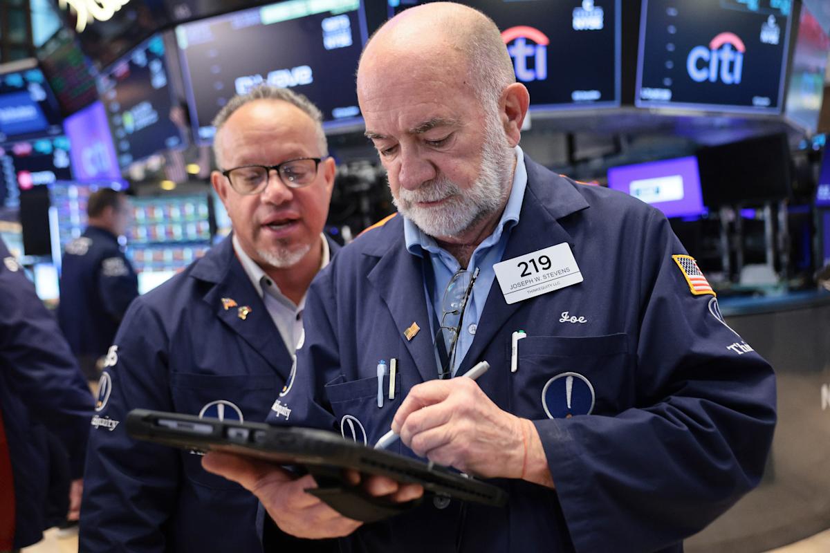 Stock market today: Nasdaq, S&P 500 fall as global chip sell-off spurs AI doubts