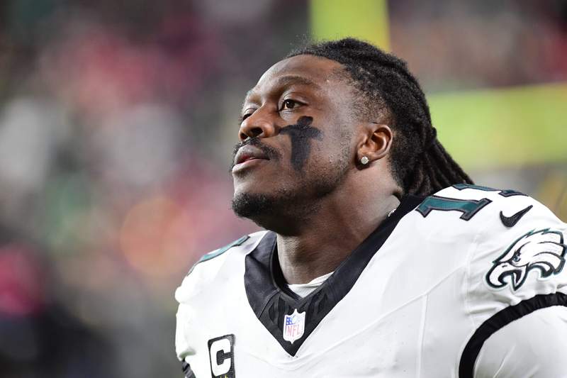 The real reason why LA Rams chose to trade for Myles Garrett over AJ Brown should worry Patriots