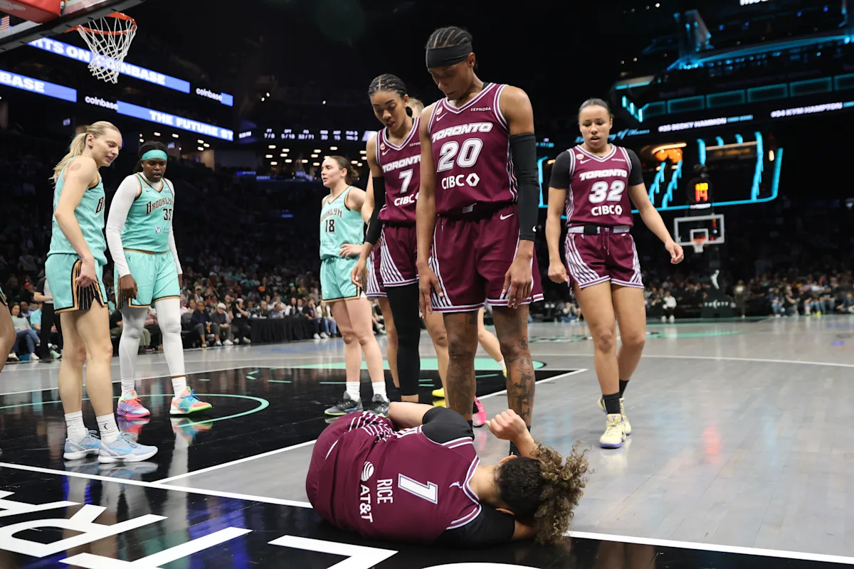 Toronto rookie Kiki Rice limps off late with injury vs New York Liberty, no immediate update