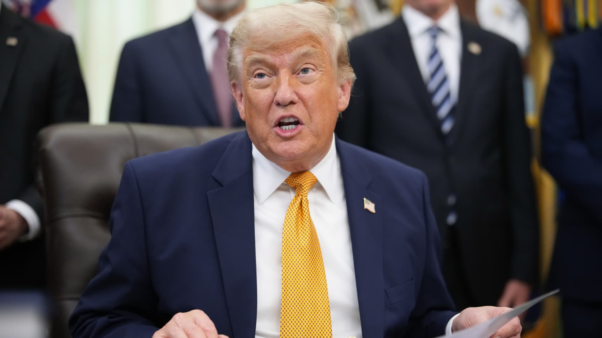 Trump cancels signing of bipartisan housing bill, demanding voter-ID provision