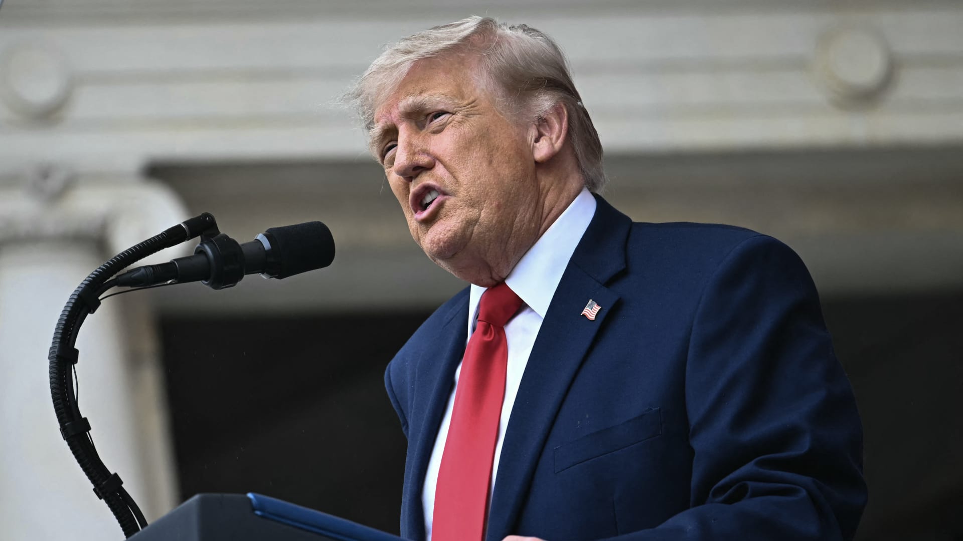 Trump hits out at ‘chirping’ critics as Iran peace talks enter new month at impasse