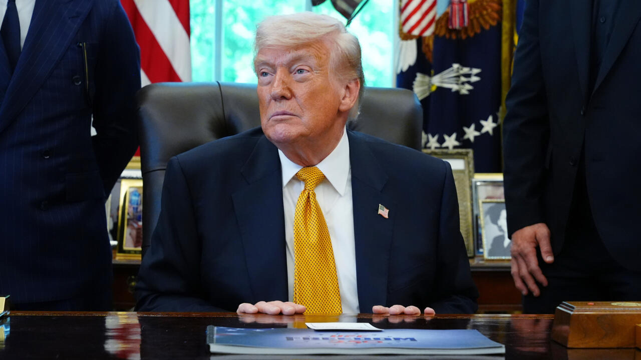 Trump signs order allowing AI companies to give government access to models before release