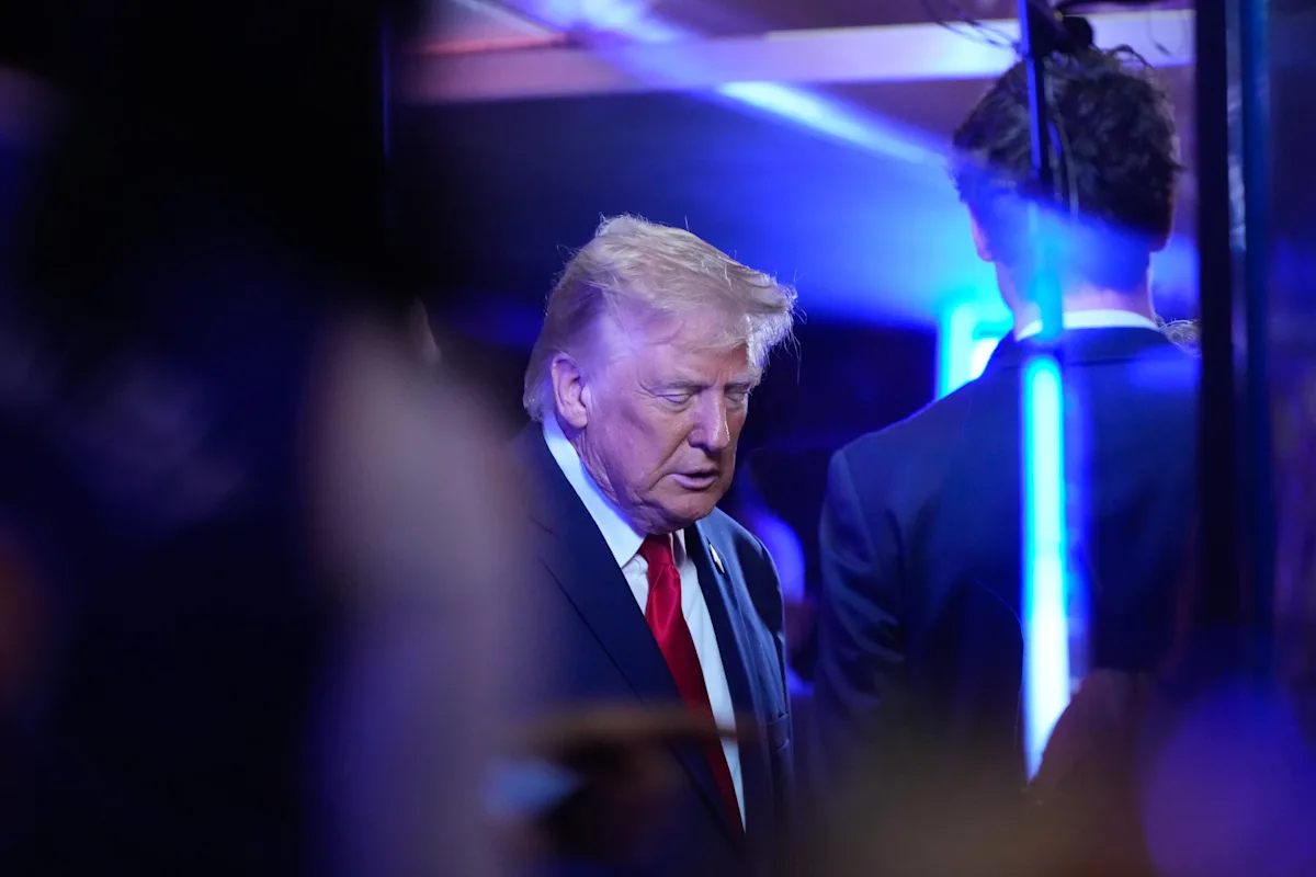 Trump Watches Knicks Lose for First Time in 46 days, Team’s Winning Streak Ends at 13